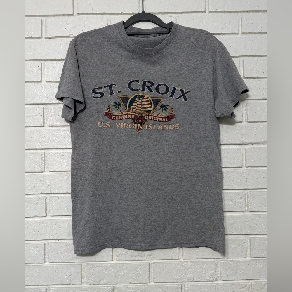 Men’s. St Croix Tee. Small discoloration on back. See pic. Size Medium.